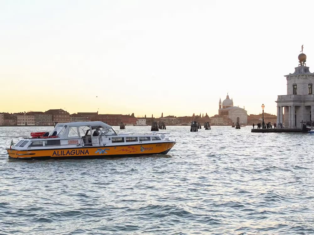 alilaguna da aeroporto a venezia