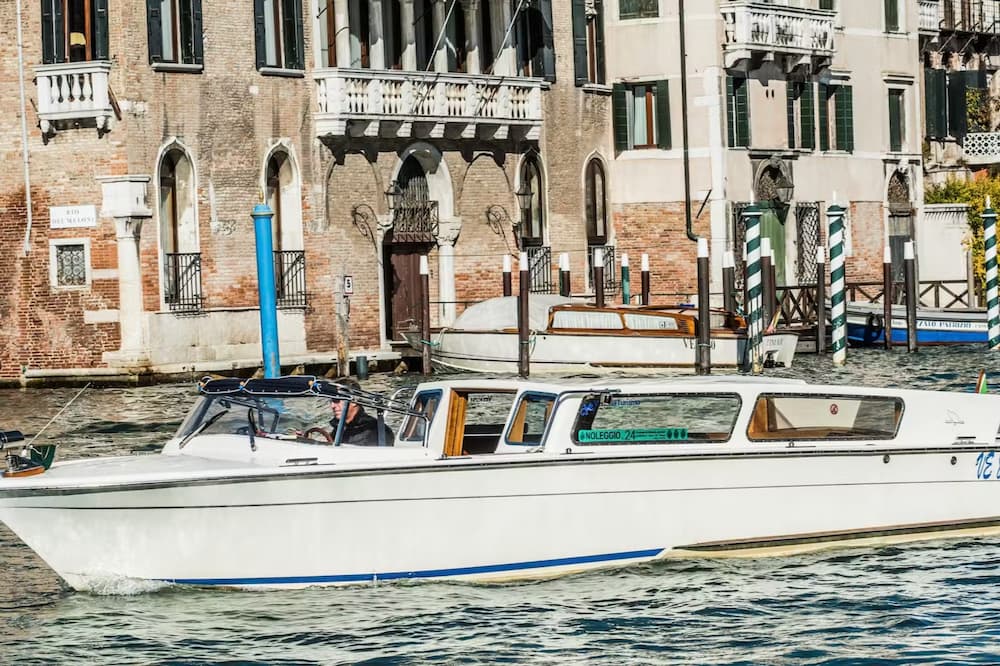 taxi acqueo privato venezia aeroporto centro